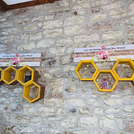 Guest House And Hostel Val-Mar Gjirokastër 外观 照片
