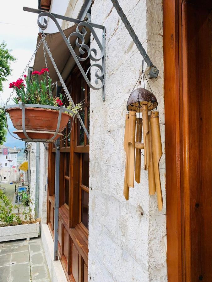 Guest House And Hostel Val-Mar Gjirokastër 外观 照片
