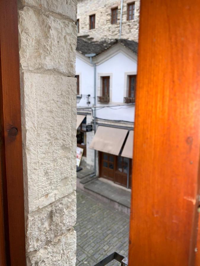Guest House And Hostel Val-Mar Gjirokastër 外观 照片