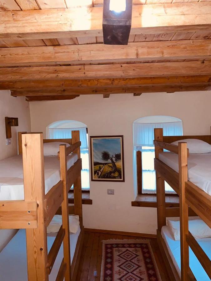 Guest House And Hostel Val-Mar Gjirokastër 外观 照片