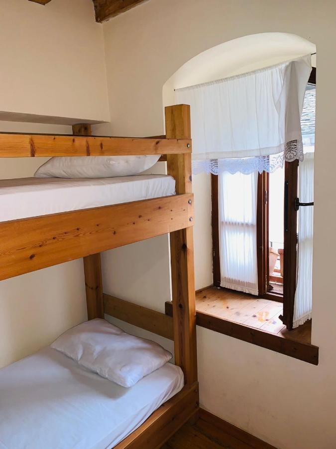 Guest House And Hostel Val-Mar Gjirokastër 外观 照片