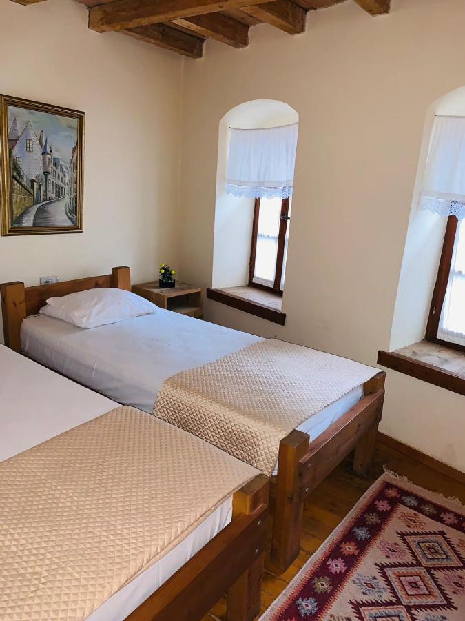 Guest House And Hostel Val-Mar Gjirokastër 外观 照片